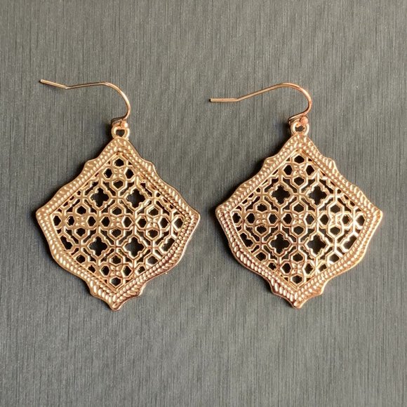 NEW Rhombus Filigree Earrings (rose gold) - Picture 2 of 7